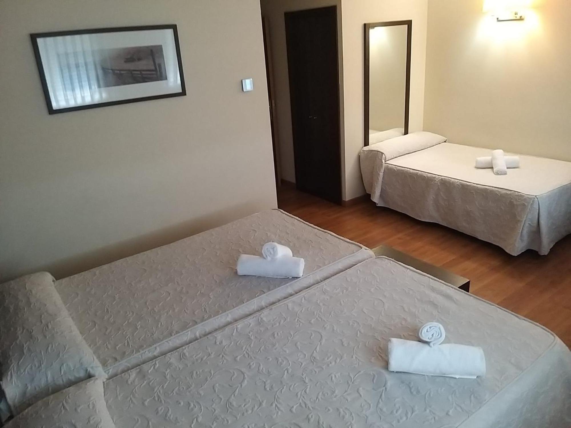 Hotel Condes De Lemos Espana مونفورتي دي ليموس المظهر الخارجي الصورة
